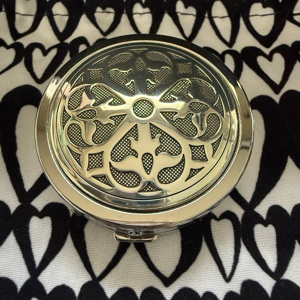 Brighton Ferrera Pill Box